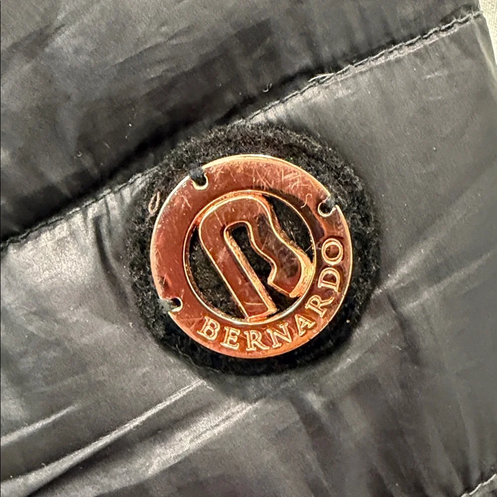 Bernardo Black Puffer Coat size small - Picture 7 of 17